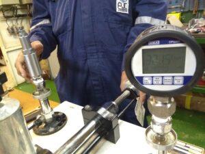 CALIBRAÇÃO DE VÁLVULAS E MANÔMETROS (2)